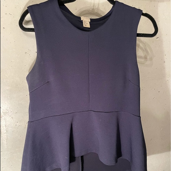 H&M Peplum Top - Picture 2 of 3